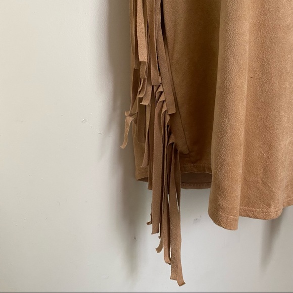 👚✨ RUE21 TOP✨ - Picture 4 of 6